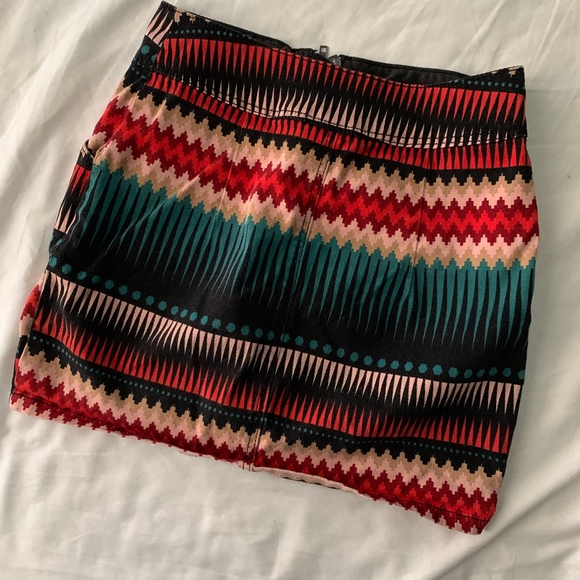Aztec Mini Skirt - Picture 2 of 2